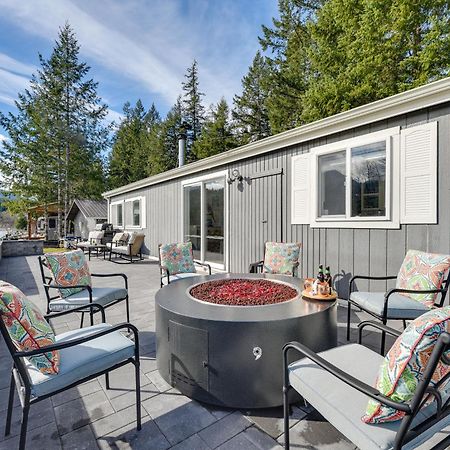 Riverfront Home With Deck, Near Mount Rainier! แพ็ควูด ภายนอก รูปภาพ